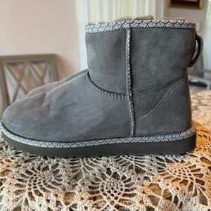 Women’s Ugg Boots
